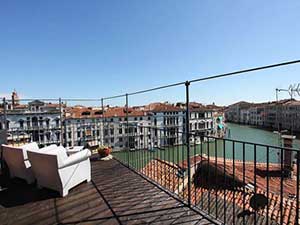 Apartamento con azotea con vista Canal Grande Venecia
